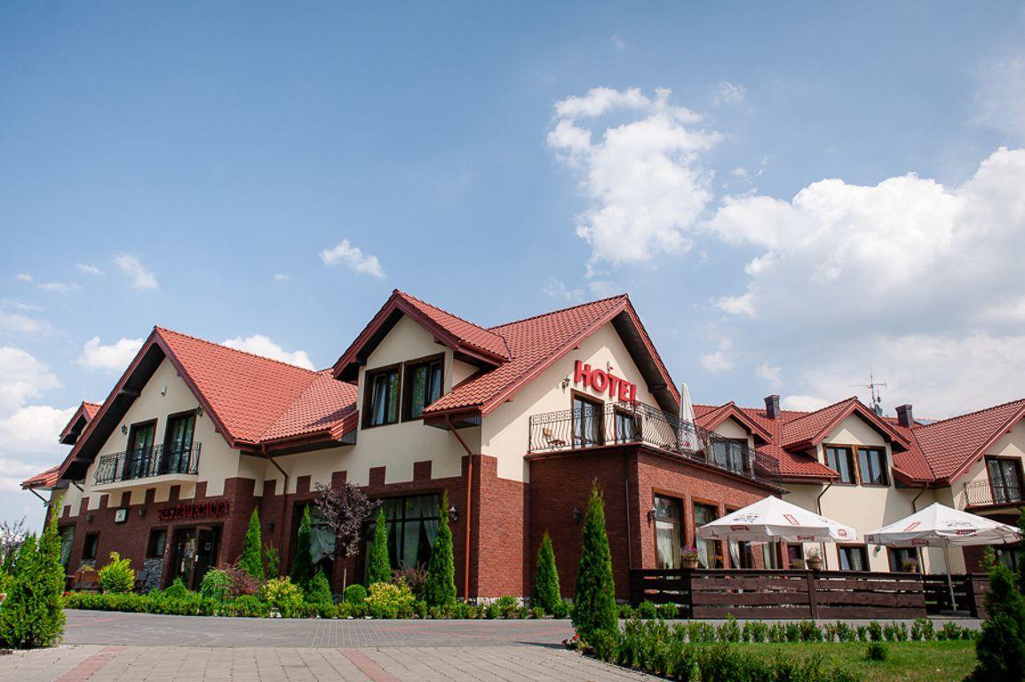 Hotel Podzamcze Góra Kalwaria Extérieur photo